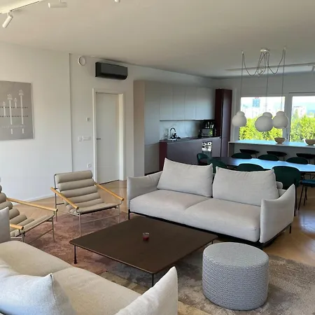 Luxury Penthouse Apartment In The City Centre