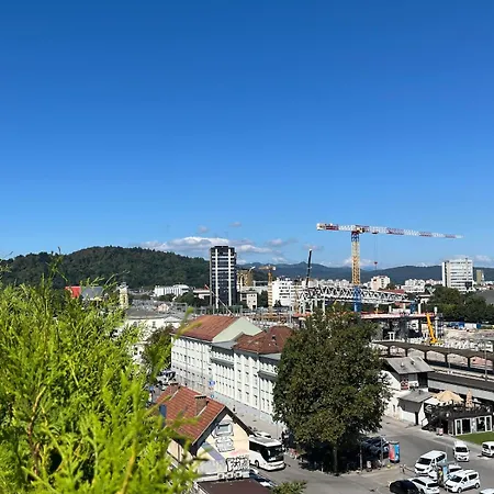 Luxury Penthouse Apartment In The City Centre Apartment *