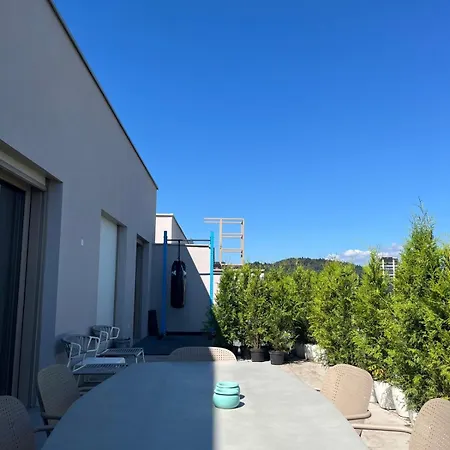 Apartment Luxury Penthouse Apartment In The City Centre *