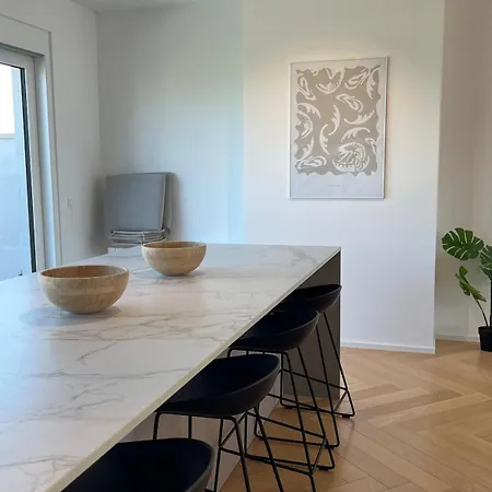 Luxury Penthouse Apartment In The City Centre 公寓 *
