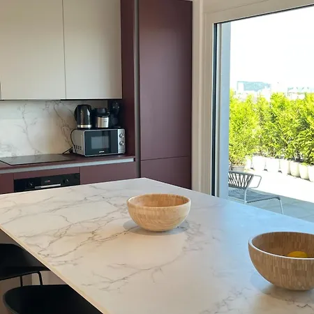 Apartment Luxury Penthouse Apartment In The City Centre